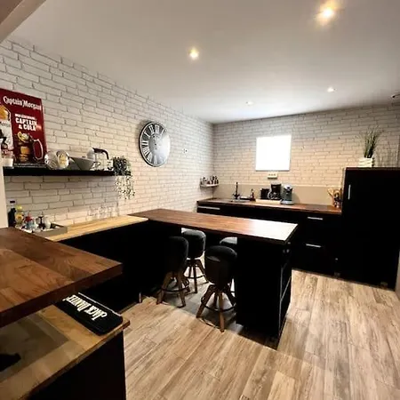 Apartment L'escale Avec Jardin - Coeur De
